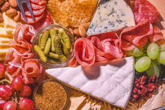 ultimate-cheese-snack-board-party