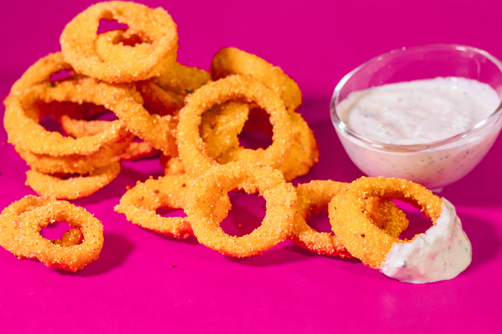 onionringshorseradishdip kiyafries