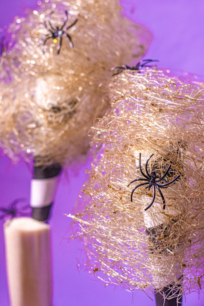 Halloween spun sugar spiderwebs Kiyafries